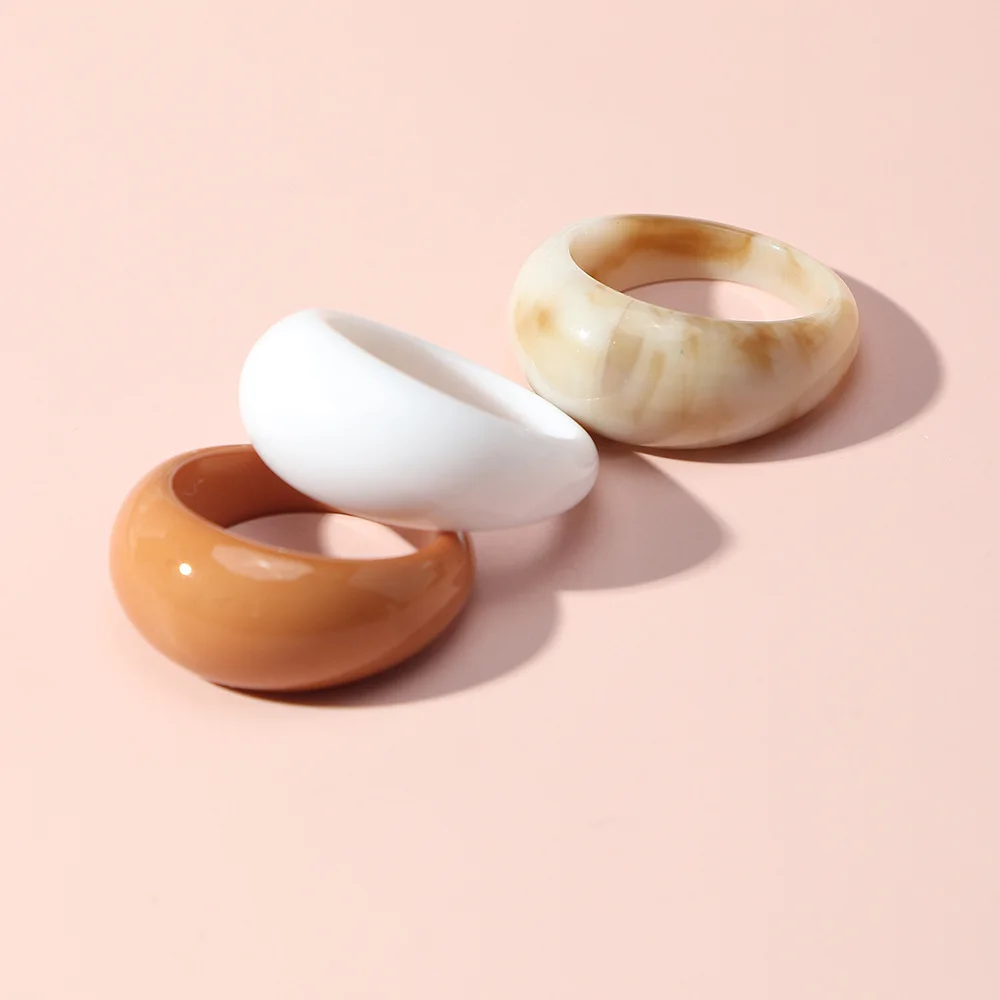 

Bohemia Blue Brown Resin Acrylic Rings Set For Women Colorful Geometric Round Resin Boho Gifts Jewelry