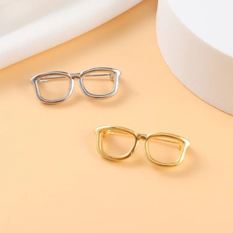 

Timlee X171 New Cute Simple Glasses Alloy Brooch Pins,Fashion Jewelry Wholesale