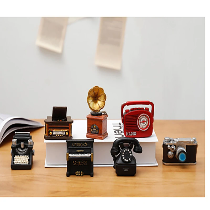 

Ретро-радиоприемник в европейском ретро-стиле, миниатюрное украшение для гостиной, винного шкафа