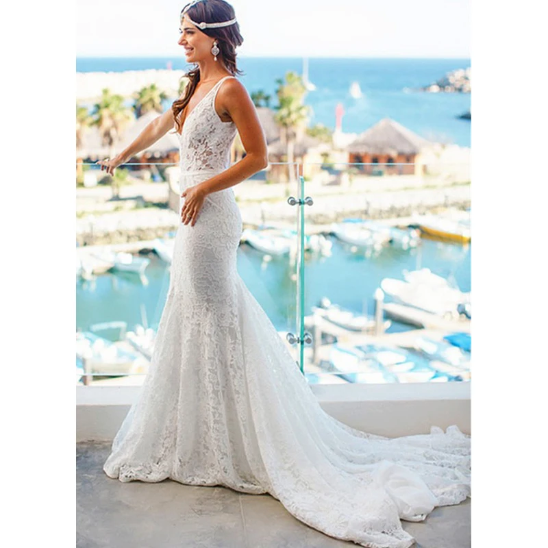 

2022 New White Lace Women's Wedding Dress, Bride, Floor Length Skirt, V-neck Sleeveless Backless, With Bohemian Style Elegance