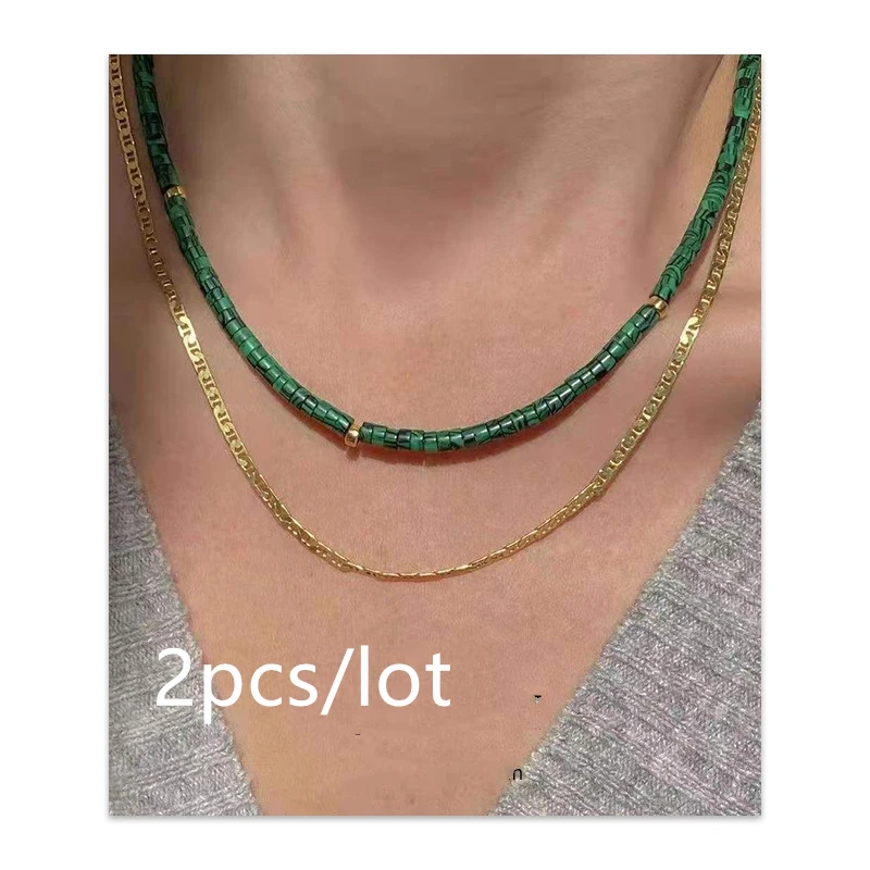 

Женская позолоченная цепочка с камнями