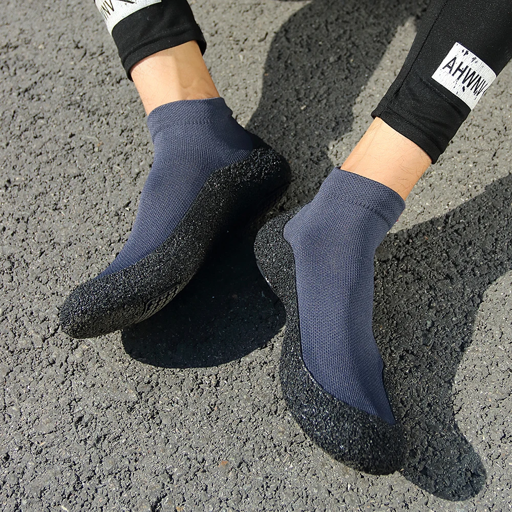 Outdoor men's women's beach shoes rafting multi-function swimming shoes yoga hiking climbing rope skipping shoes