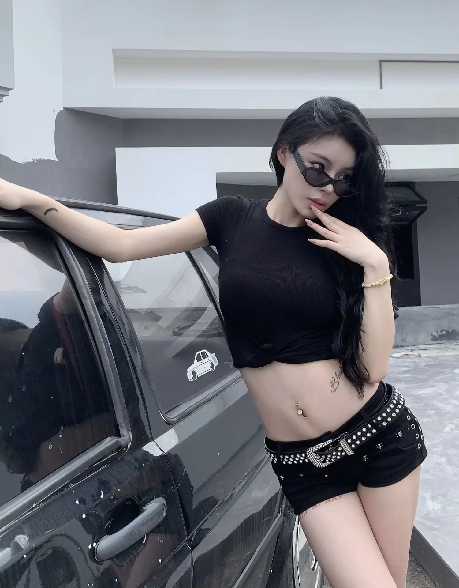 Шорты женские джинсовые с низкой посадкой популярные облегающие пикантные узкие