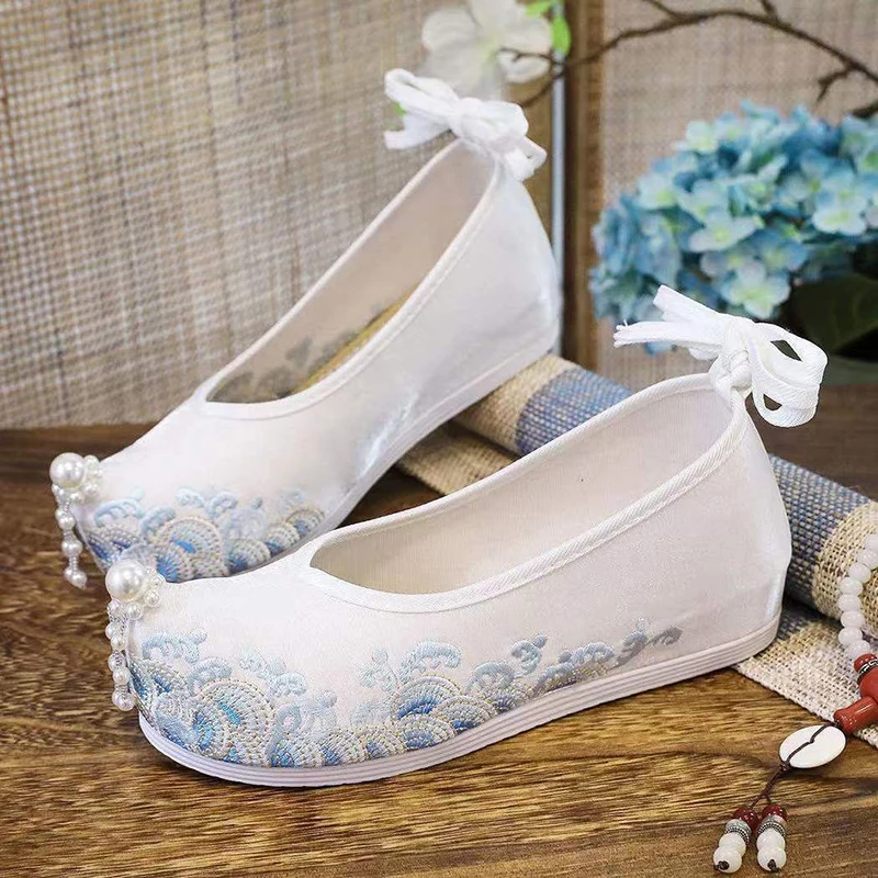 

Hanfu Shoes Chinese Ancient Embroidery Shoes Women Dance Performance Canvas Flat Shoes Women Wedding Ankle Strap Shoes For Women