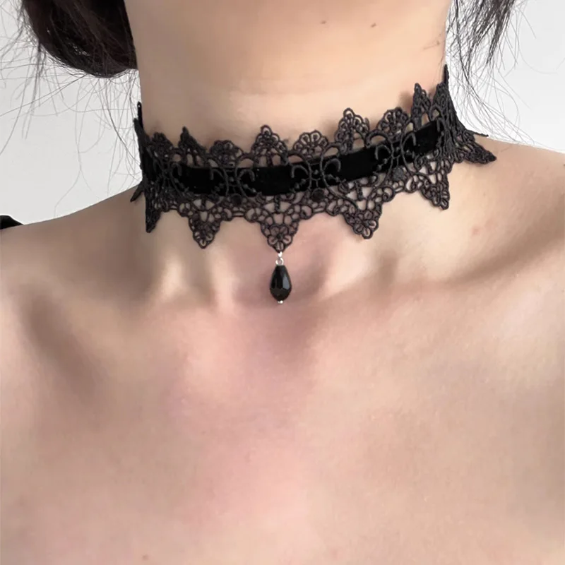 

Trend Retro Black Lace Necklace for Women Exquisite Black Gem Drip Pendant Choker Cool Elegant Sxy Party Jewelry Y2K Accessory