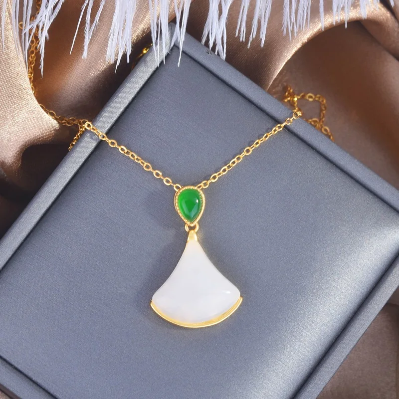 Женский ювелирный комплект из браслета и юбки