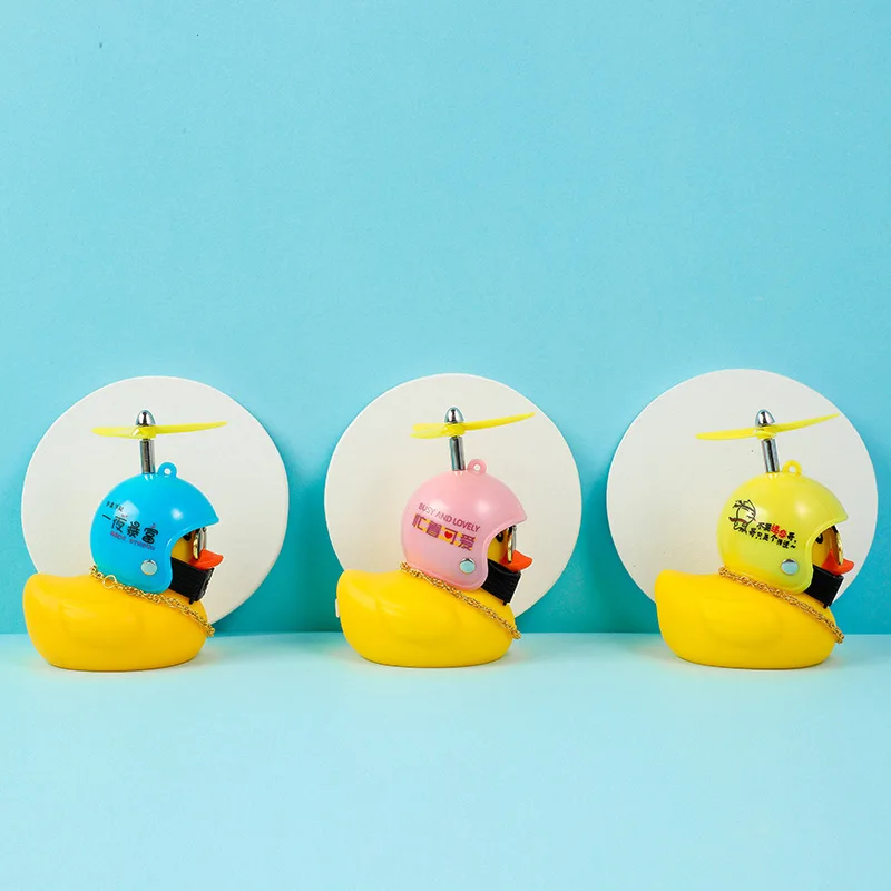 

Car Cute Duck with Helmet Broken Wind Small Yellow Duck Bike Motorcycle Helmet Riding Cycling Decor Car Ornaments Accessories