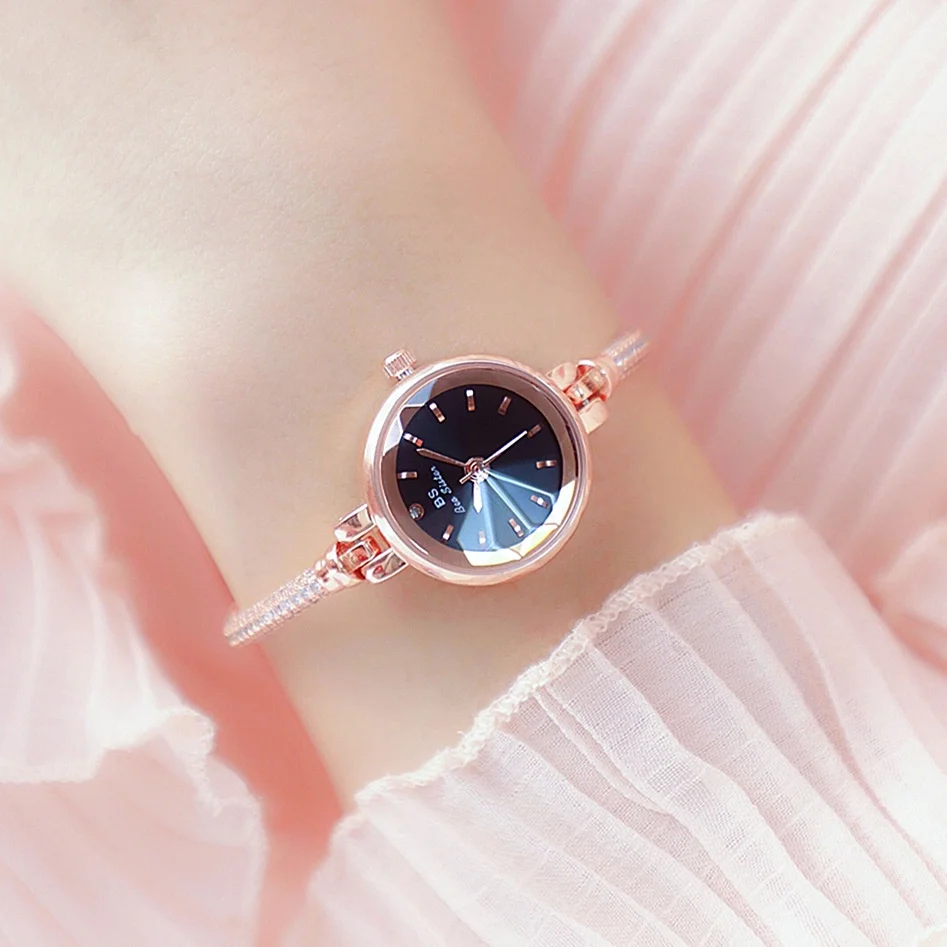 

Часы наручные женские кварцевые с маленьким циферблатом, модные водонепроницаемые, с браслетом из розового золота, FA1676