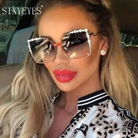 2022 oversized pearl square sunglasses men women luxury metal frame mirror shades brand designer sun glasses ladies eyewear