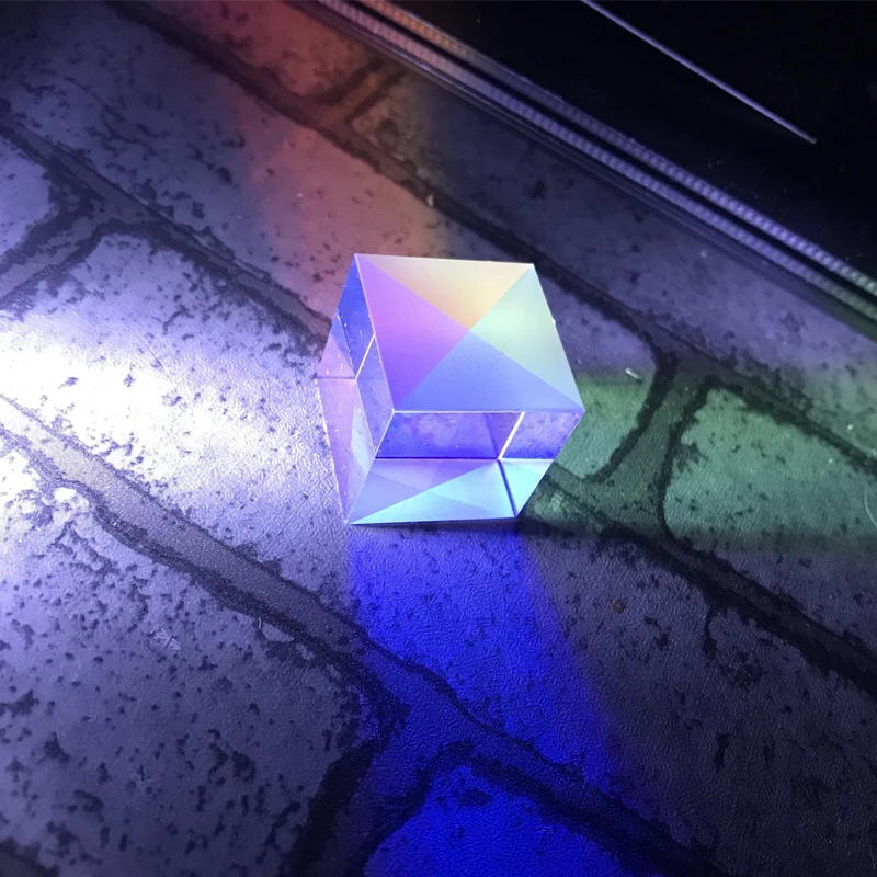 Призма 40. Оптическая призма с зеркалом. Призма 40*40*30 магнит. Призма 40. Призма 40.