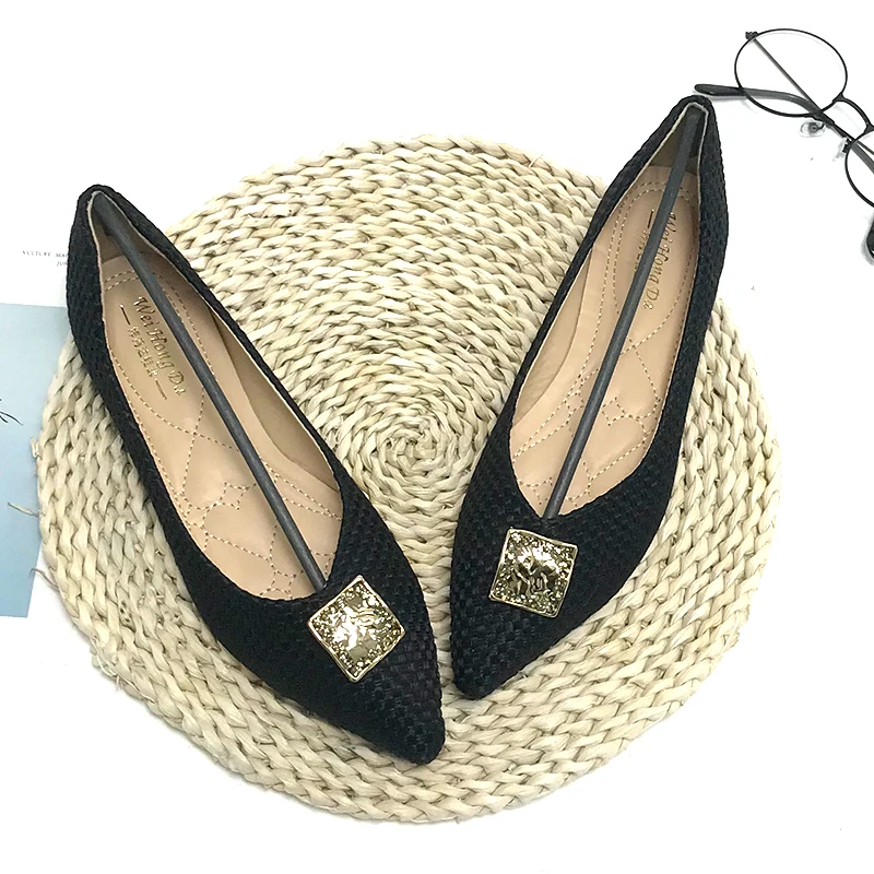 

Flats Shoes Women Flats Casual Shoes Pointed Toe Black Gray Flat Heels Shoes Large Size 43 44 45 46 Metal Decoration 2022 Summer