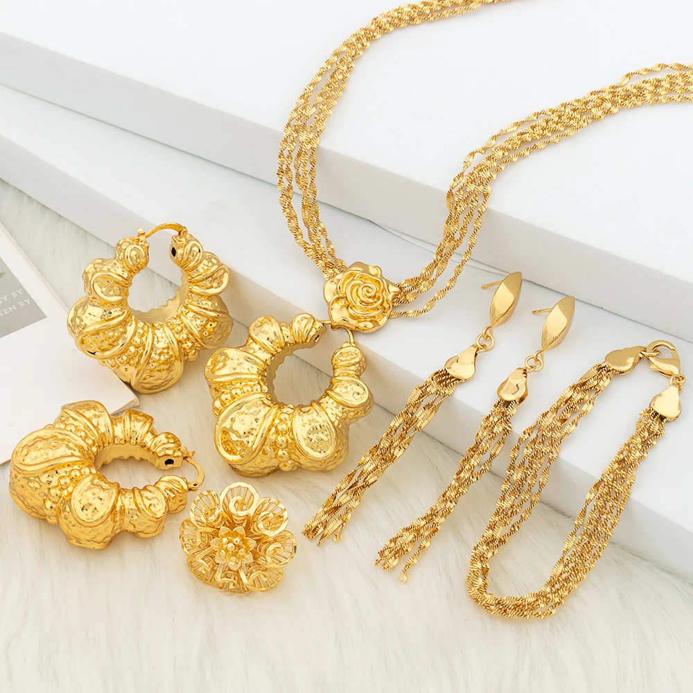 

Dubai Luxury Gold Color Necklace Earrings Bangle Ring Set Bohemia Fashion Jewelry Set for Women Party Bridal Wedding Accessories