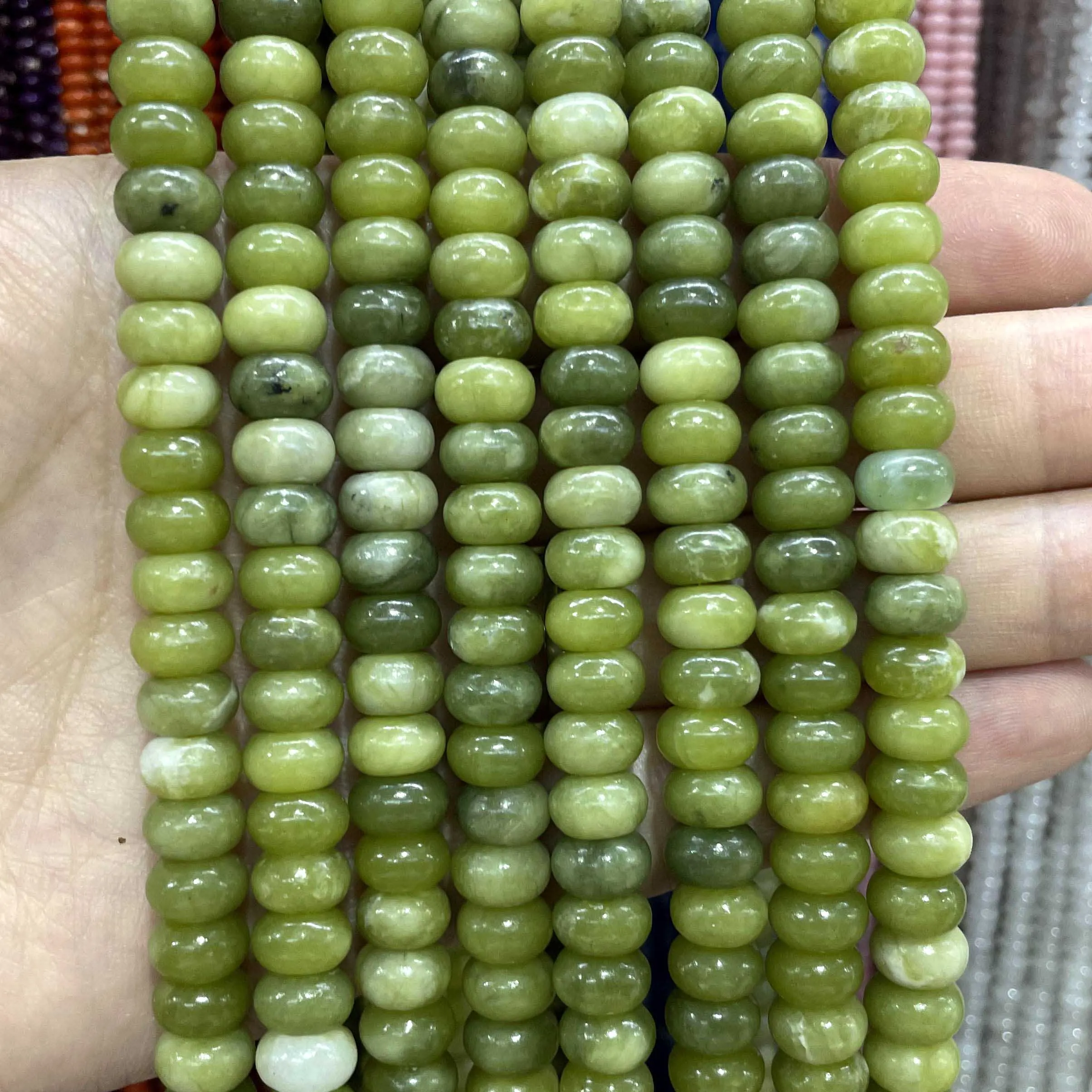 Свободные круглые бусины из натурального камня зеленого нефрита 6 8 10 мм