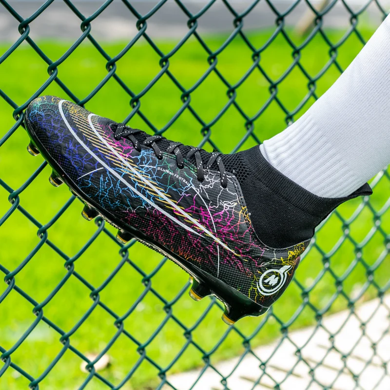 Men's Football Shoes 2022 Sell Well High Ankle Non-Slip Indoor Football Boots TF/FG Outdoor Lawn Training Soccer Sneakers 33-47#