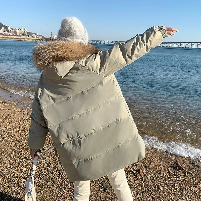 Рисунок 4 - Женское пуховое пальто из хлопка