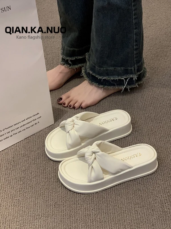 Summer New Soft Sandals Women's Thick Sole Hollow Breathable Mesh Roman Sandals Flat and Simple