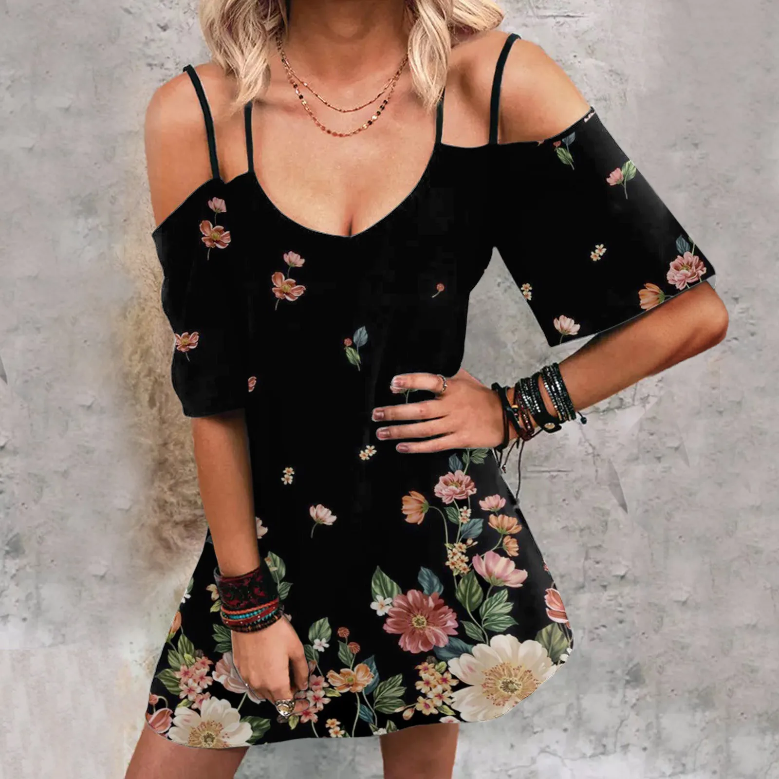 

Летнее платье в стиле бохо, женские платья с открытыми плечами на бретелях-спагетти, с коротким рукавом, ТРАПЕЦИЕВИДНОЕ цветочное летнее ве...