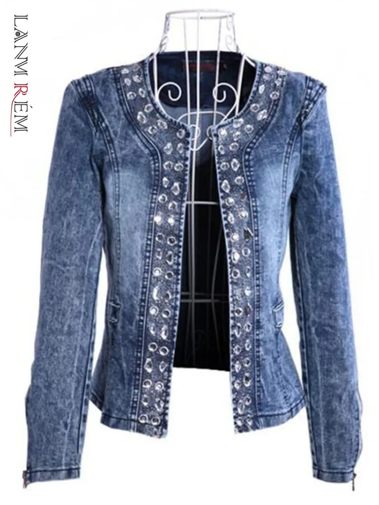 

LANMREM Women Denim Jacket Fashion Rhinestones Beading Long Sleeve Chic Coats Female Cool Streetwear Clothing 2022 Autumn 2R2298