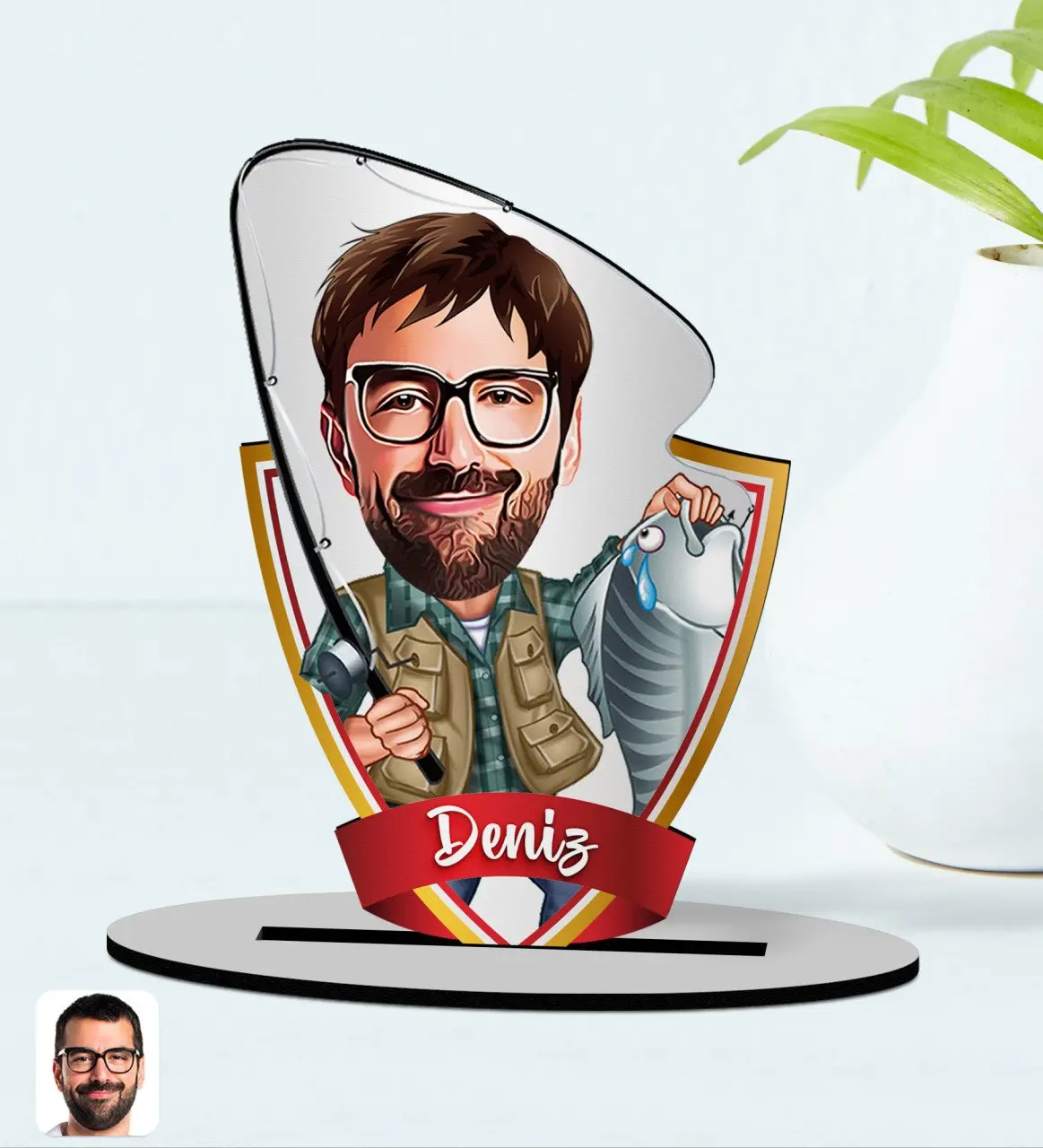 

Personalized Is Male Fishing Caricature Of Wooden Trinket Model-1