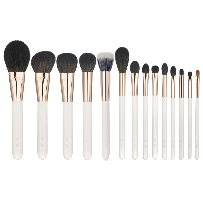 Профессиональная Кисть для макияжа ручной работы пудры румян теней губ мягкая