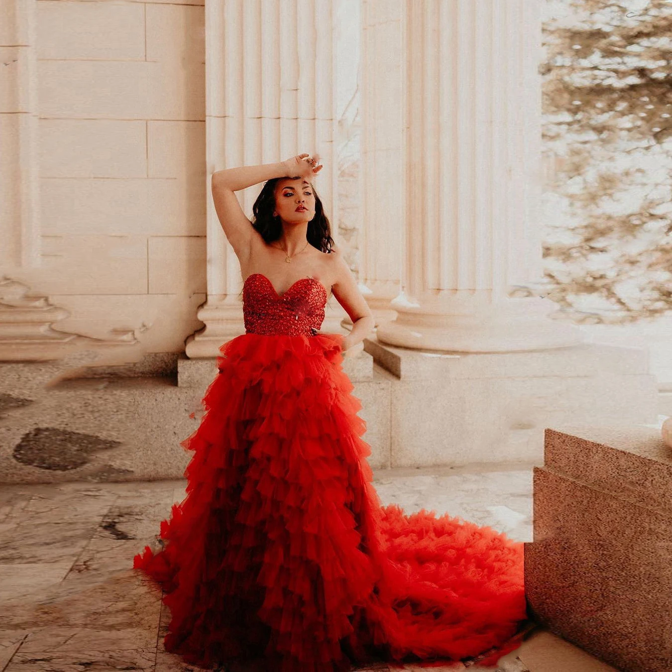 

Photoshoot Prom Gowns Red Ruffled Prom Gowns Lush Sweetheart Dubai Fashion Custom Made Party Dress vestido de fiesta abendkleide