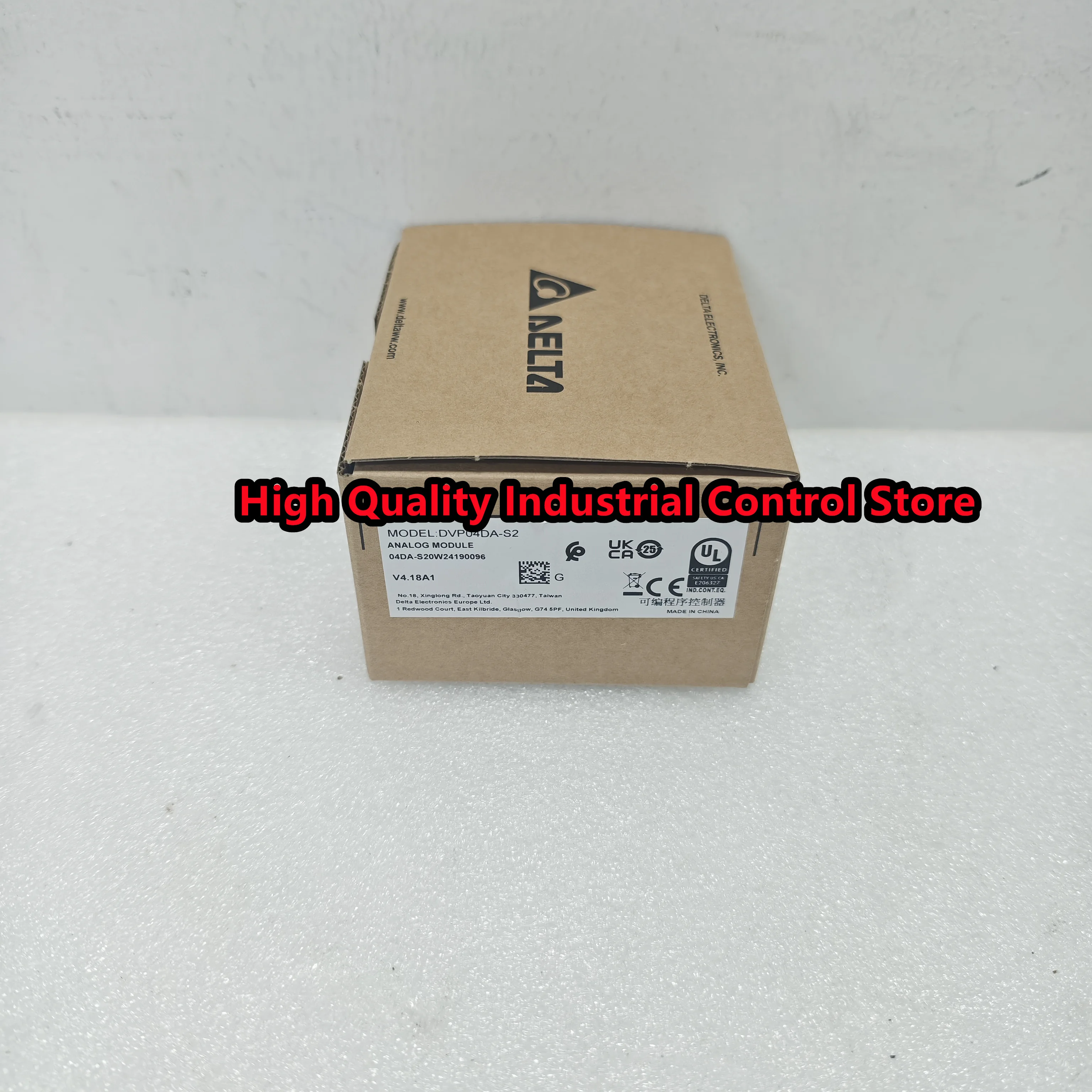 DVP04DA-S2 DVP28SS211T DVP28SS211R новый оригинальный