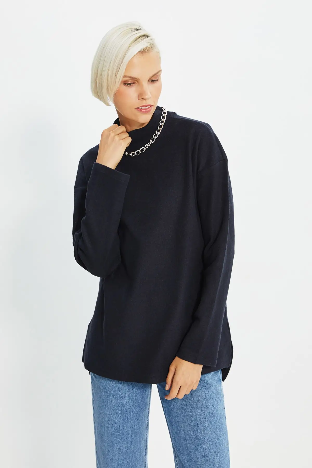 

Trendyol Upright Collar Temporary Shed Knitted Blouse TWOAW22BZ0591