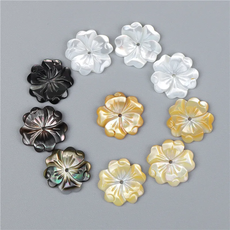 Подвеска в виде натуральной ракушки с цветами черная желтая белая из