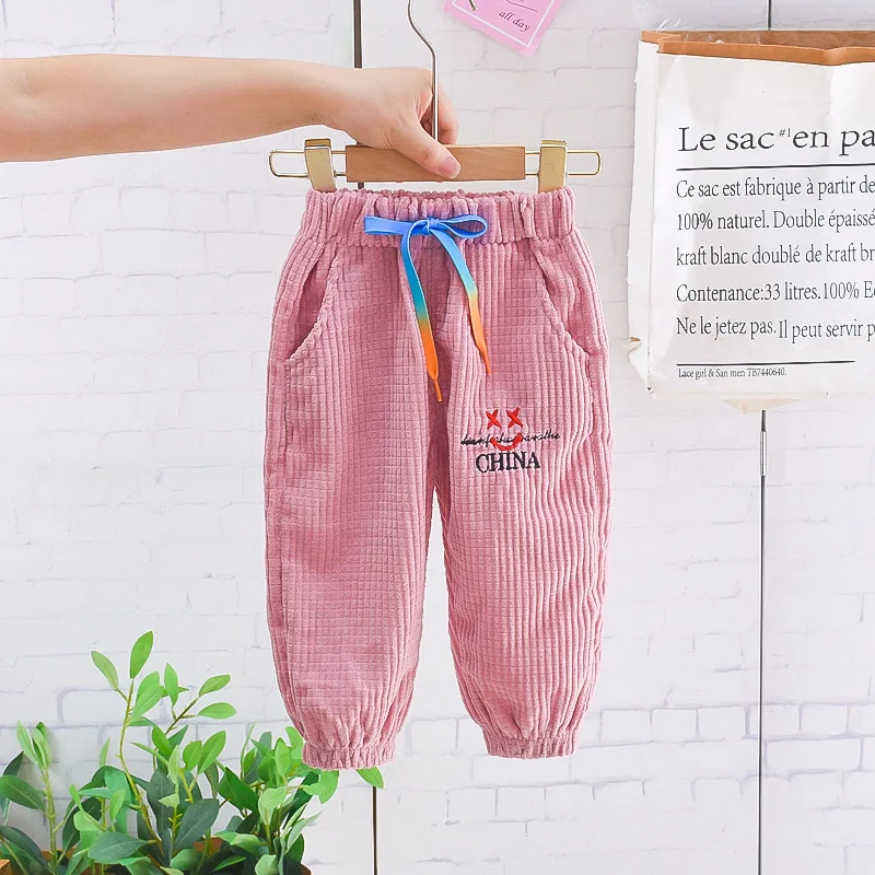 

Новые вельветовые брюки для детей ясельного возраста с буквенным принтом, повседневные брюки для маленьких мальчиков и девочек, модные дет...