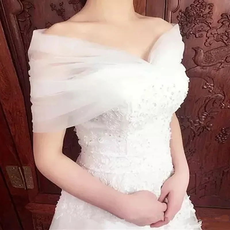 

Elegant Bateau Neckline Wedding Bridal Wraps Jacket Shawl Sexy Off Shoulder Tulle Lace Up Back Wedding Accessories