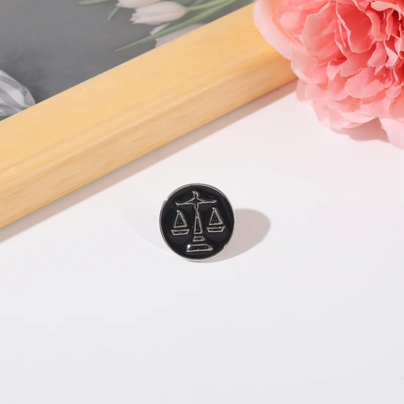 Геометрическая круглая эмалированная булавка Новая женская брошь в стиле ретро