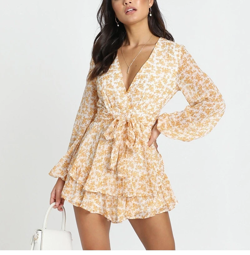 

Женское летнее платье на бретелях, Крутое и модное