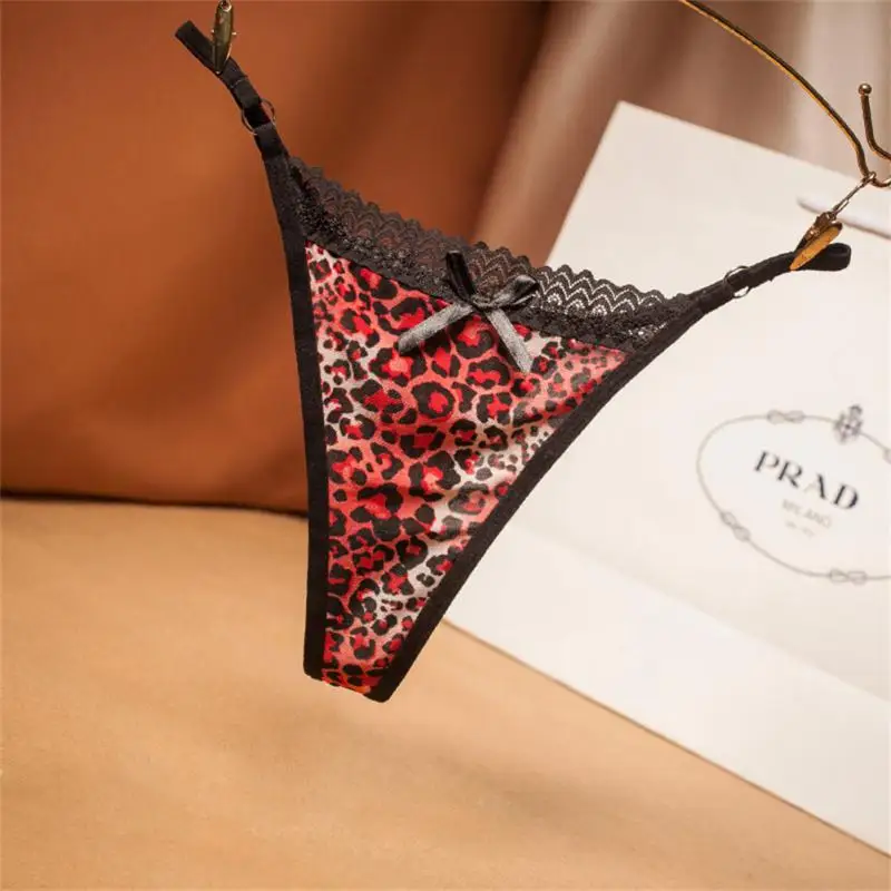 Купи Women's Leopard Underwear Sexy Thong Soft Breathable Ice Silk T-Back Low-Rise Lingerie G-String Panties Women Seamless за 62 рублей в магазине AliExpress