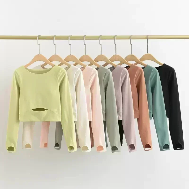 Женская футболка с длинным рукавом для йоги нагрудной подушкой и открытым пупком