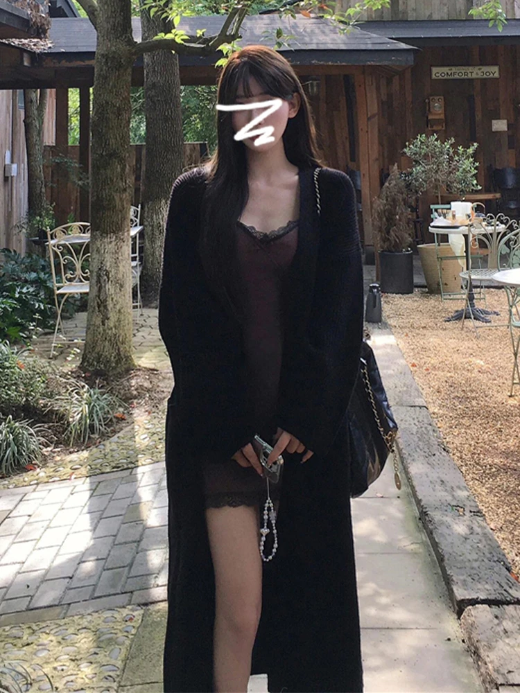 Черный свитер средней длины в стиле ретро верхняя одежда женская осень и зима 2024