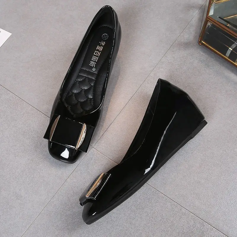 Patent Leather Shoes Women Simple Square Toe Flats Shoes Inner Heightening Ladies Shoes and Sandals 2023 New Zapatos De Mujer