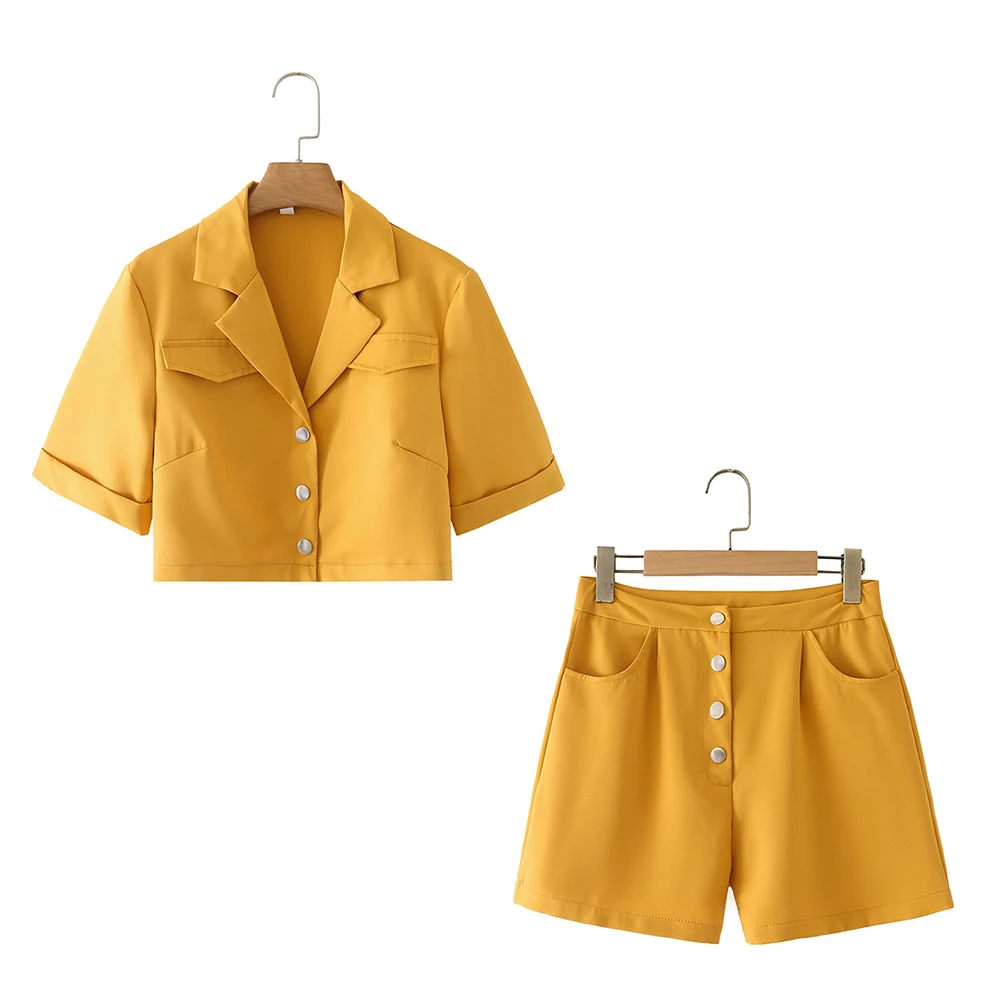 

Women's fashionable lapel single breasted flip pocket trim short-sleeve blazer retro casual button trim suit shorts set