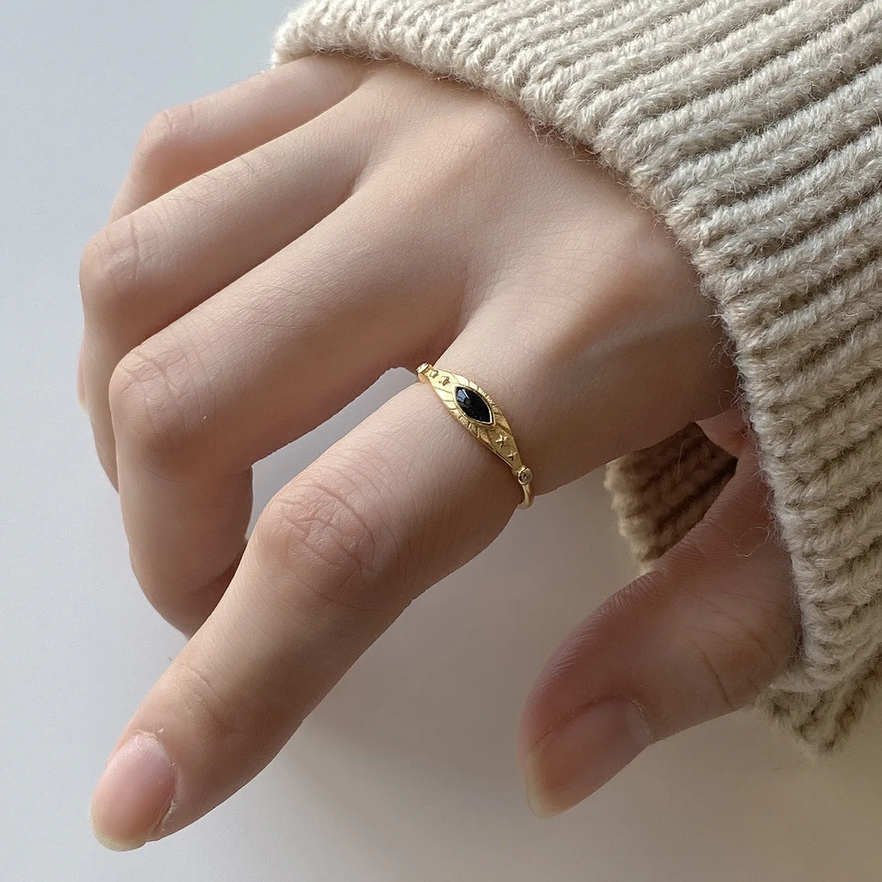 

Real 925 Sterling Silver Black Demon Eye Rings Minimalist Female Golden Opening Rings for Women Fashion luxury Jewelry Gifts
