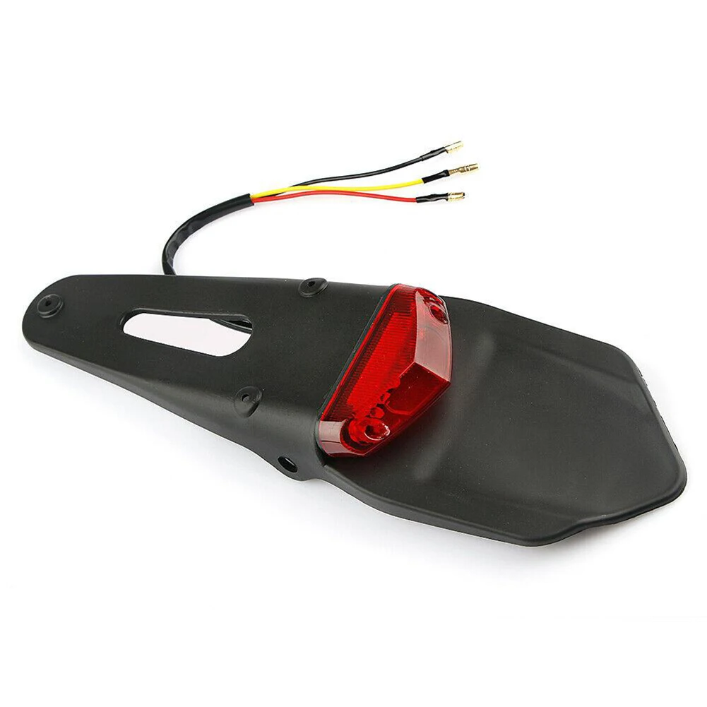 

Brand New Brake Tail Light Motorcycle Rear Light Motorcycle Rear Tail Light Tail Light ABS Plastic Bike Fender Light