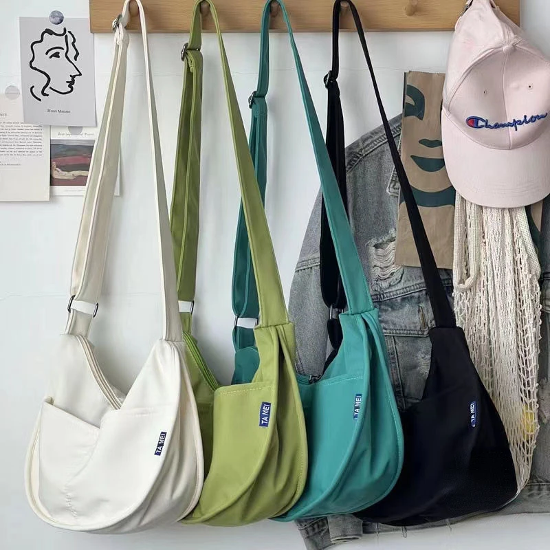 Women Shoulder Bags Female Student Bag Shopping Messenger Small Bag Canvas Dumpling Bags Light Exquisite Portable Crescent Bag