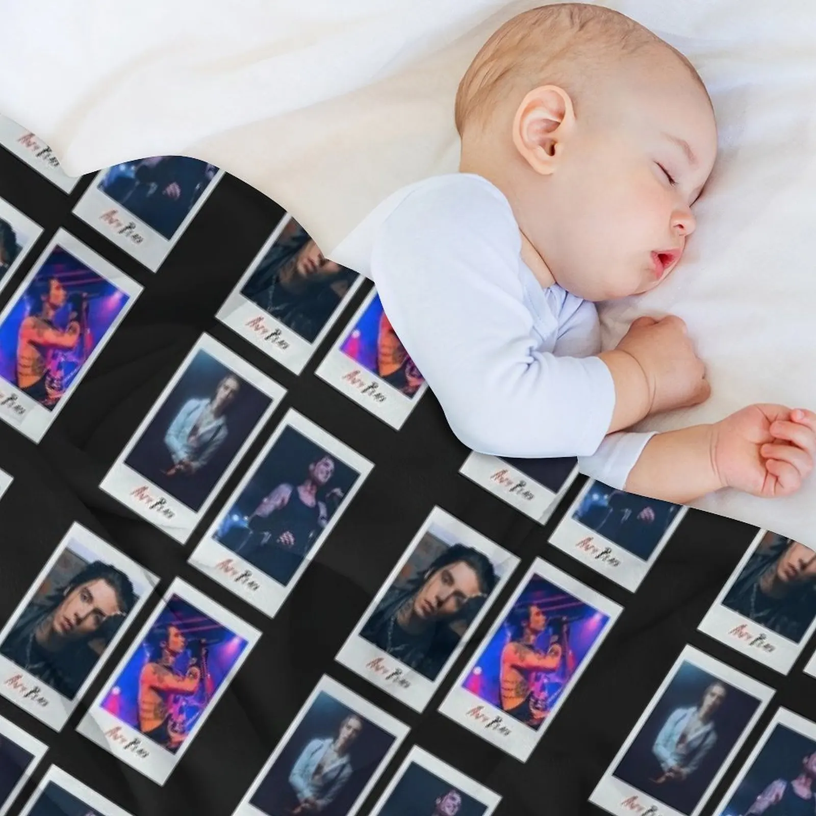 Набор наклеек Andy Biersack/футболка одеяло очень большое декоративное