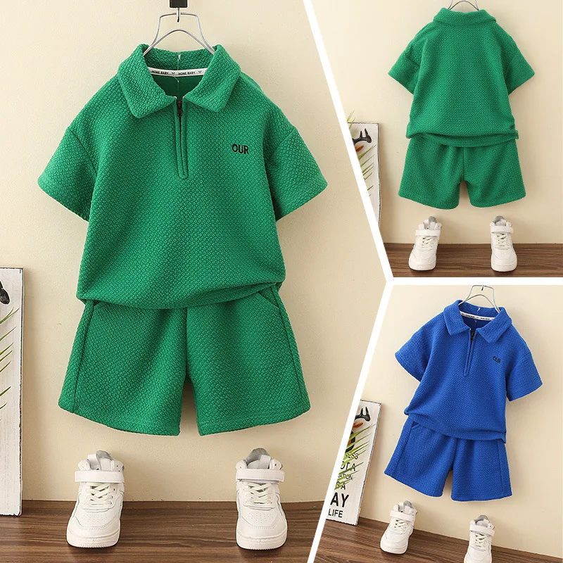 

Спортивный костюм детский хлопковый из футболки и шортов, на возраст 2-5 лет