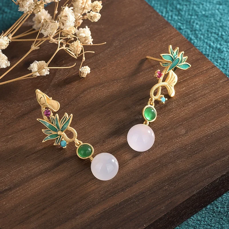 Изысканные серьги-гвоздики с имитацией нефрита модные массивные серьги цветком