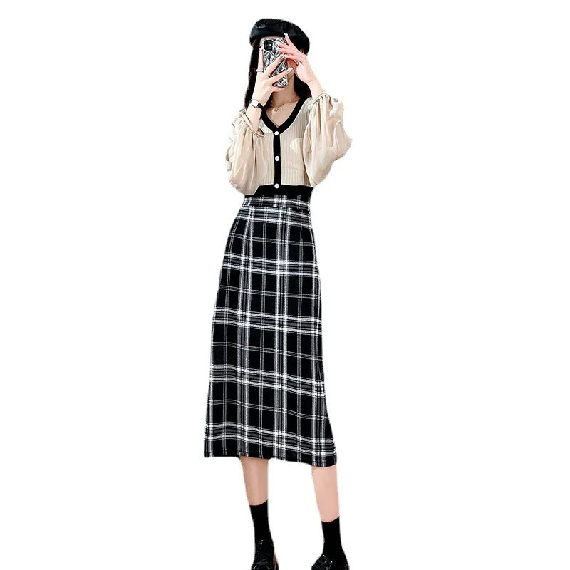 

Lattice A-line Skirt Female Summer 2022 Thin Money High Waist Self Cultivation Medium And Long-term Bag Hip Skirt