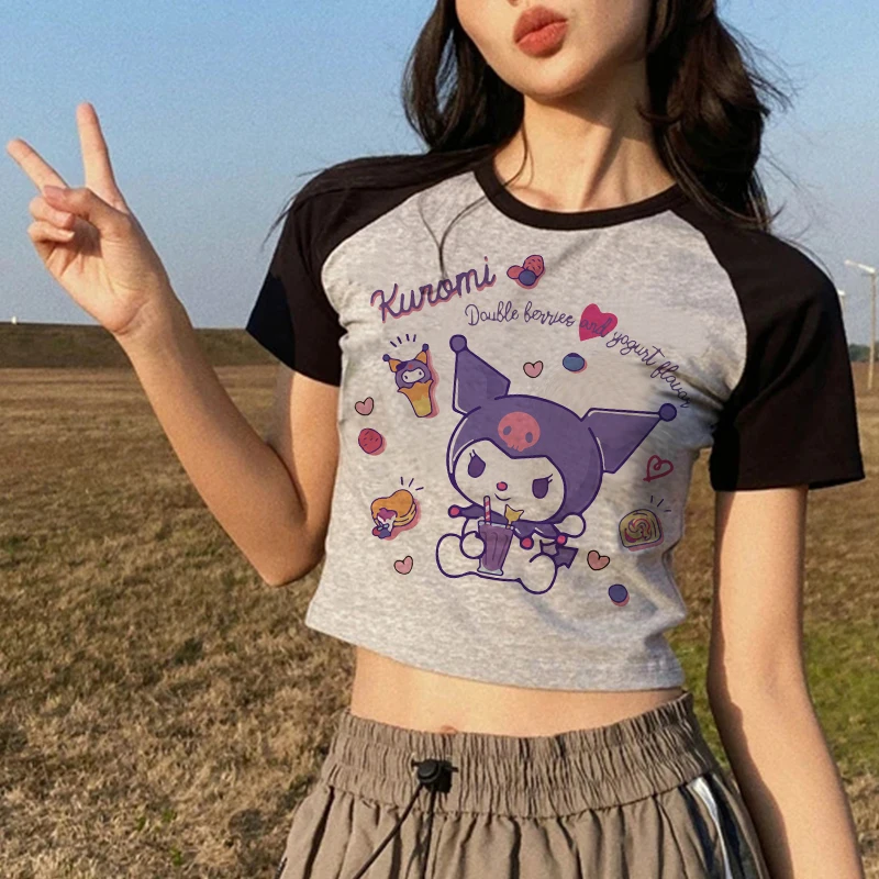 Уличная одежда укороченный топ футболка Kuromi укороченная Sanrio женская в стиле