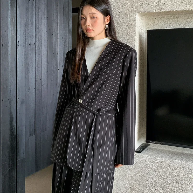 Осень 2024 Женский блейзер в полоску без воротника SuperAen женский пиджак офисном