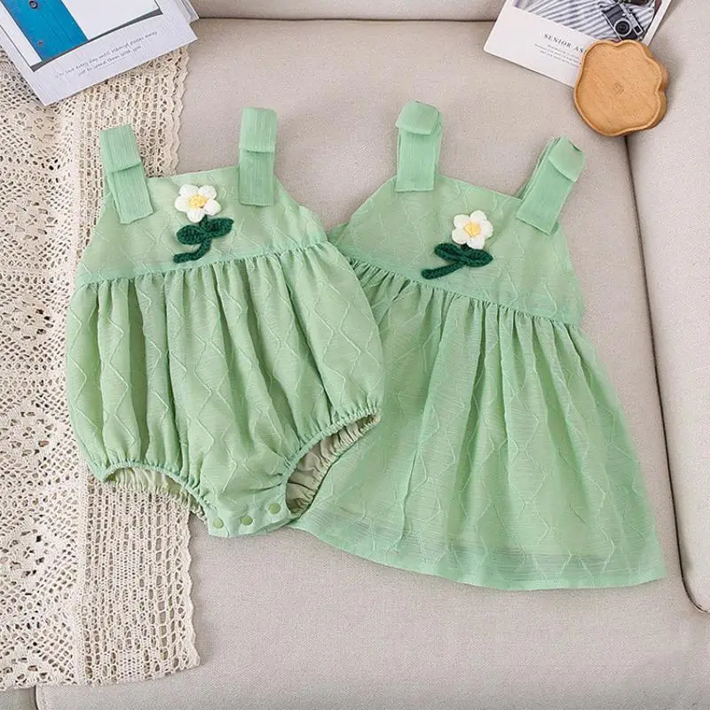 

Baby Girls Summer Dresses 2023 Newborn Babies Sleeveless Appliques Rompers Casual Playwear Twin Sister Matching Outfits Children