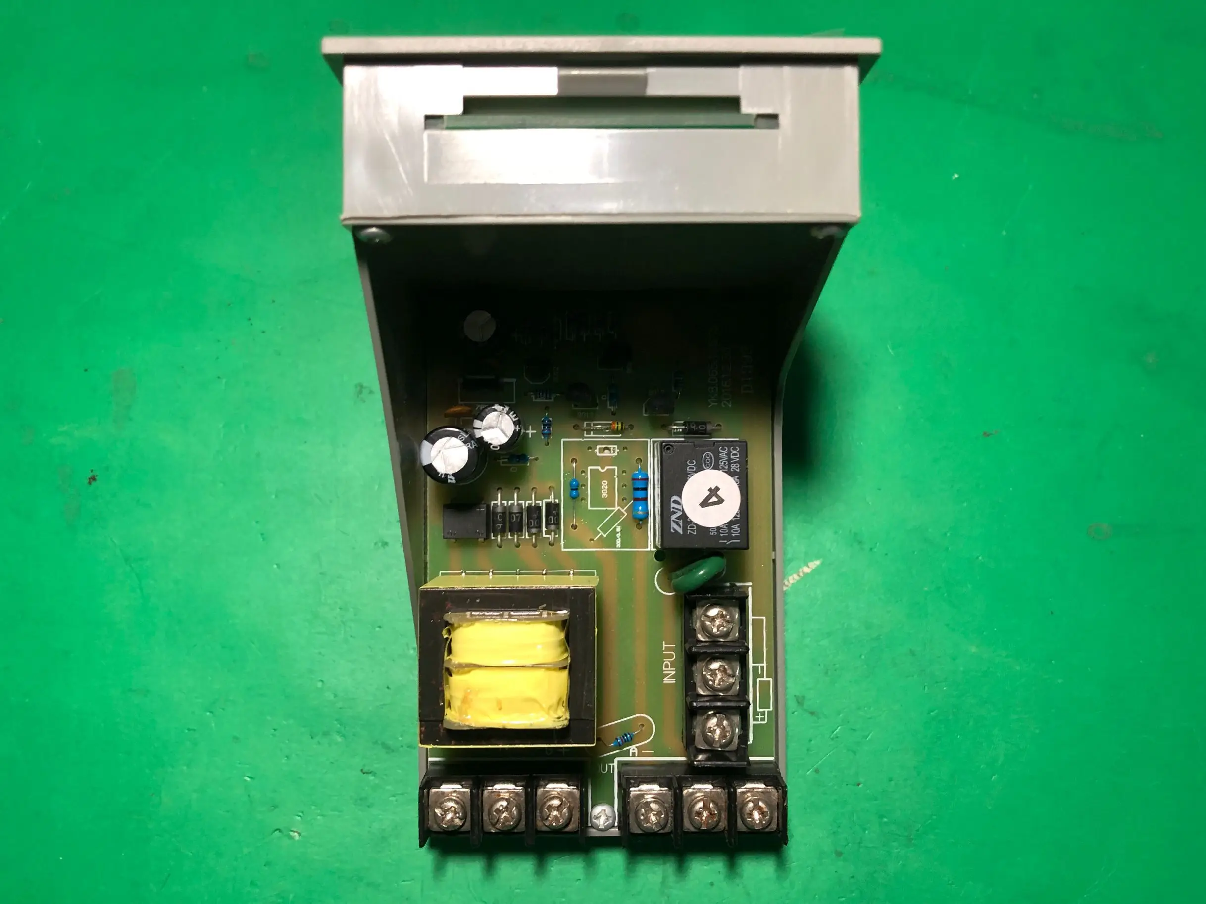 Регулятор температуры прибора Shanghai Yatai YLE-2000 2612 В 2412 2402 2602 духовой прибор