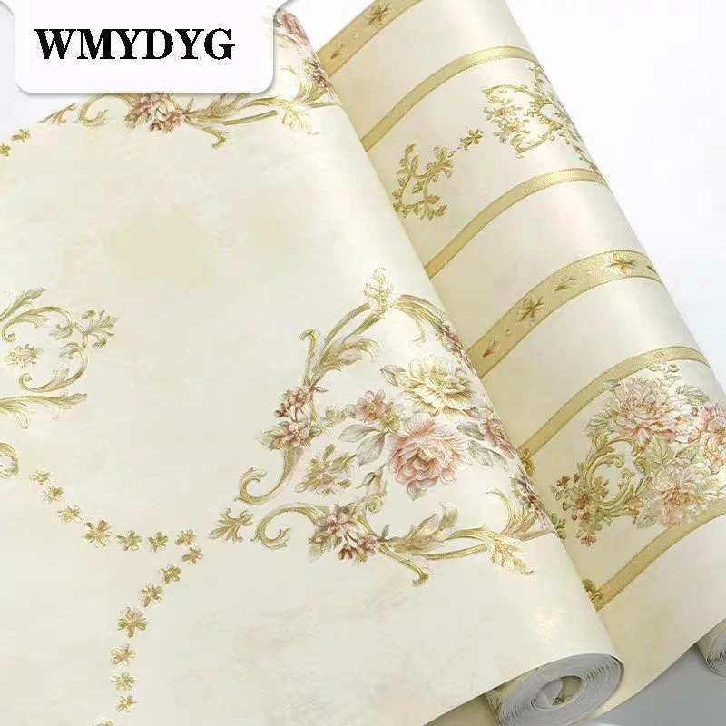 Роскошные дамасские обои в бежевую полоску с цветочным 3D тиснением