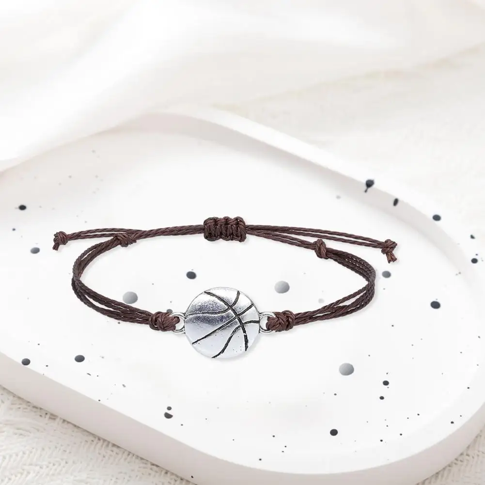 Футбольный браслет регулируемый спортивный плетеный для мальчиков и девочек